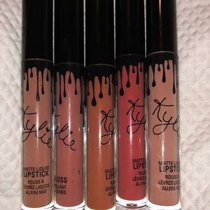 Kylie Cosmetics liquid lipsticks & gloss
